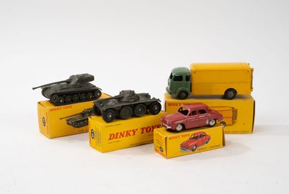 DINKY TOYS FRANCE
Lot including :
AMX 13-ton...