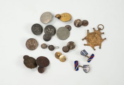 FRANCE and miscellaneous
Metal cufflinks...