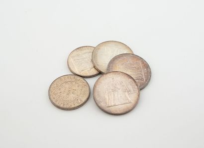 Lot de pièces en argent :
- Deux pièces de...