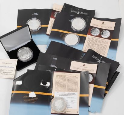 SOCIETE FRANCAISE DES MONNAIES Lot of 11...