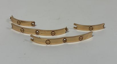 Débris d'or rose (750). 
Poids : 31.3 g.