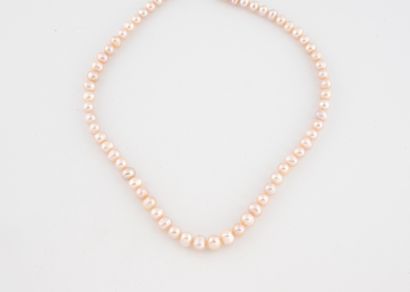 Baroque pink freshwater pearl necklace with...
