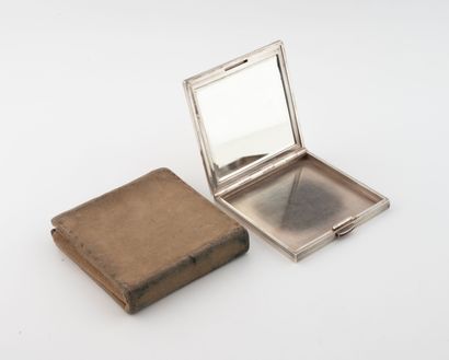Square silver and vermeil (925) poudrier,...