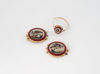 Half-set in yellow gold (750) and micro-mosaic...