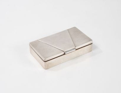 SPAIN, 20th century
Silver cigarette box...