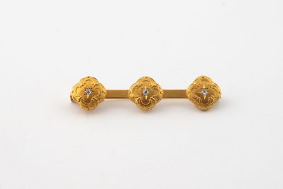 Yellow gold (750) barrette brooch set with...