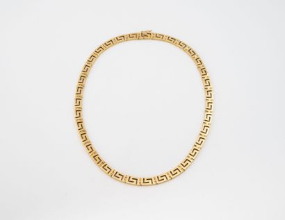 Collier ras de cou en or jaune (585) à motifs...