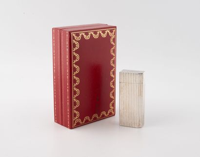 Must de CARTIER
Silver-plated pocket lighter...