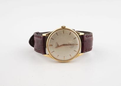 LONGINES
Men's wristwatch.
Round case in...