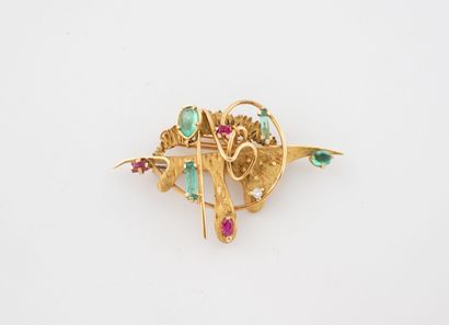 Yellow gold (750) freeform abstract lapel...