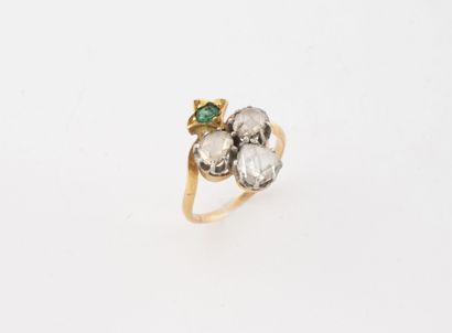 Ring in pink, yellow (750) and platinum (850)...