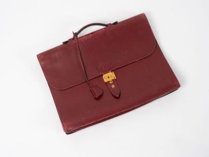 HERMES, Paris 
41 cm dispatch bag in red...