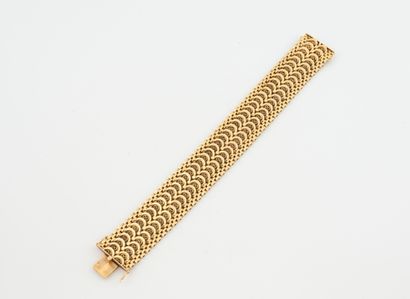Bracelet ruban en or jaune (750) à maille...