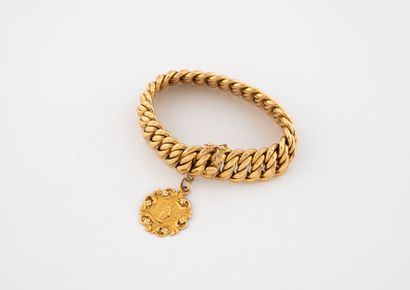 Bracelet à maille américaine en or jaune...