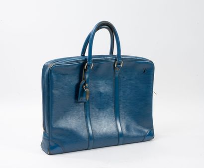 Louis VUITTON
Supple briefcase in blue epi...