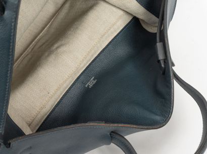 HERMES Paris
Oxer bag in ocean blue evercolor...