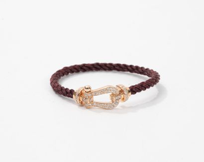 FRED
Force 10 shackle bracelet in yellow...