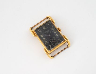 JAEGER 
Yellow gold (750) men's wristwatch...