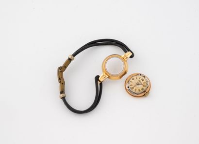 ZODIAC
Montre bracelet de dame.
Boîtier rond...