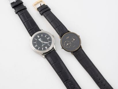 FRED
Montre bracelet d'homme en métal.
Boîtier...