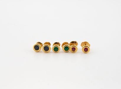 Lot de trois paires de puces d'oreilles en...