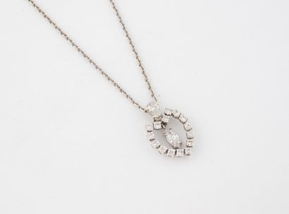 Necklace in white gold (750) featuring a...
