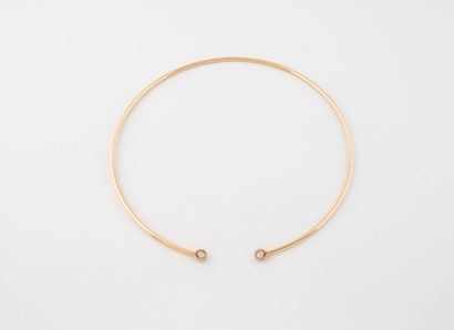 Torque necklace in yellow gold (750), the...