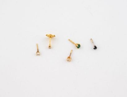 Lot de 5 puces d'oreilles dépareillées en...