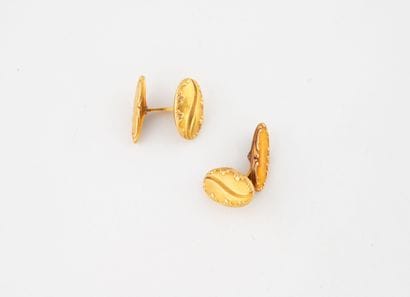 Pair of oblong yellow gold (750) cufflinks...