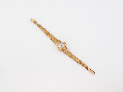 Montre bracelet de dame en or jaune (750).
Boîtier...