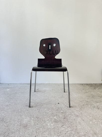 exclu - second-hand chair customized by cutting...