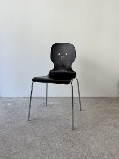 exode - second-hand chair customized by cutting...