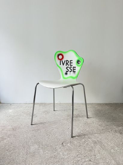 ivresse - second-hand chair customized by...