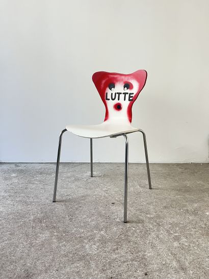 lutte - second-hand chair customized by cutting...