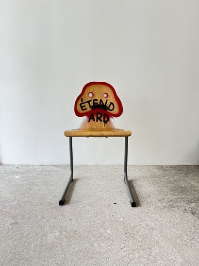 étendard - second-hand chair customized by...