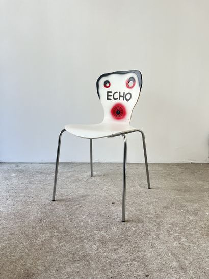 echo - second-hand chair customized by cutting...