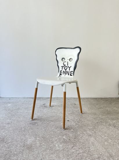 citoyenne - second-hand chair customized...