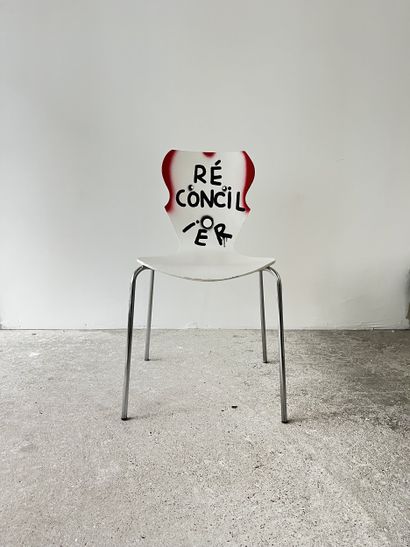 réconcilier - second-hand chair customized...