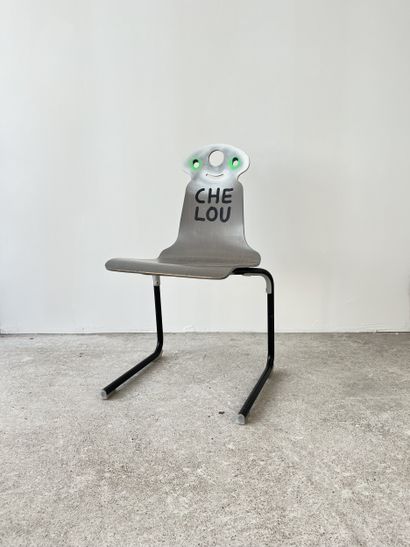chelou - chaise d'occasion customisée par...