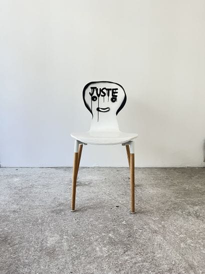 juste - second-hand chair customized by cutting...