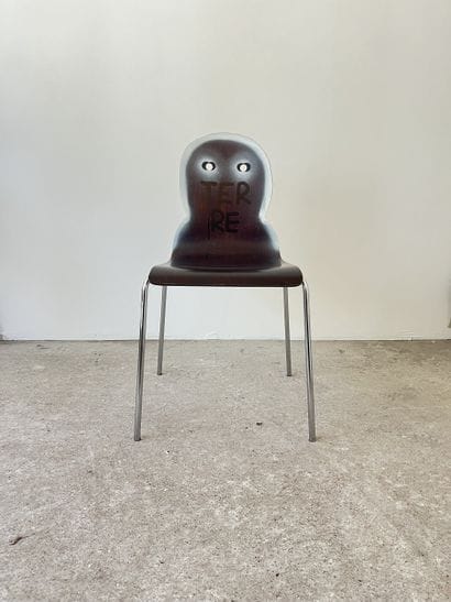 terre - second-hand chair customized by cutting...