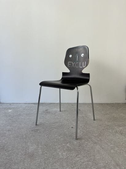 exclu - second-hand chair customized by cutting...