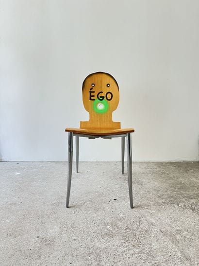 égo - second-hand chair customized by cutting...