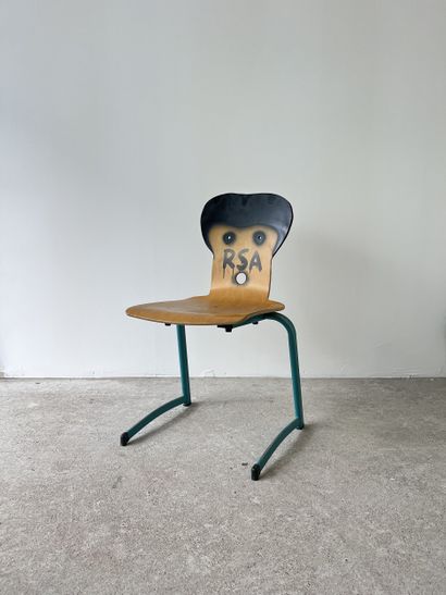 rsa - second-hand chair customized by cutting...