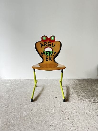 argumenter - second-hand chair customized...