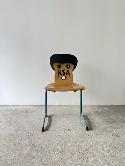 rsa - second-hand chair customized by cutting...
