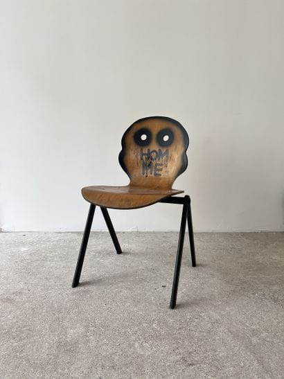 homme - second-hand chair customized by cutting...