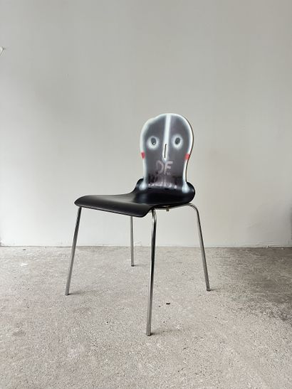 debout - second-hand chair customized by...