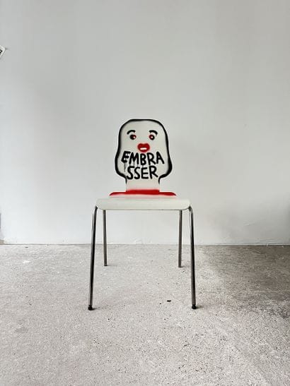 embrasser - second-hand chair customized...