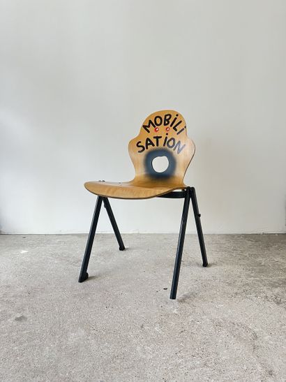 mobilization - second-hand chair customized...